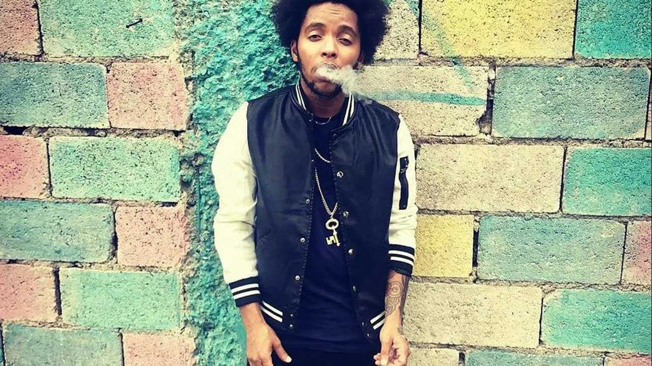 Shane O's Biography And Facts' | Popnable