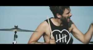 Follow Me Muzikinis vaizdo klipas