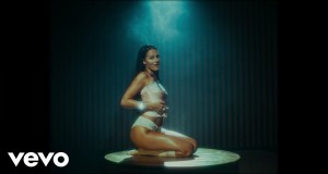 No Te Pases Music Video