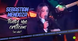 Todos Me Critican En Vivo موزیک ویدیو