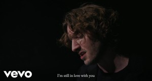 With You Vídeo de música