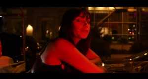 In Between Musek Video