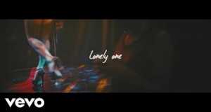 Lonely One Amashusho yindirimbo