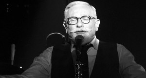 Uzmi Prvi Let Amashusho yindirimbo