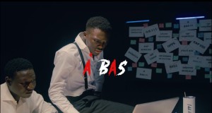 À Bas