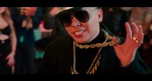 Me Pongo Bonito Music Video