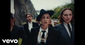 Naughty Girl Music Video