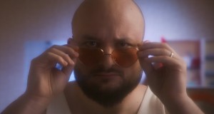 Dokonalý Muž Hudobné video