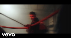 Padám Музичне відео