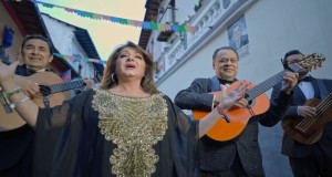 Voy A Perder La Cabeza Por Tu Amor Glazbeni video