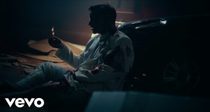 Höyhen Videoclip