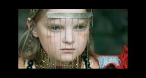 Wait موزیک ویدیو