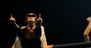 Shua Titebi Μουσικο βιντεο
