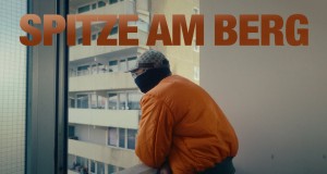 Spitze Am Berg Glasbeni video