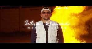 Intro Résumé Music Video
