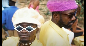 Paapi Glazbeni video