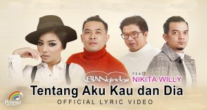 Tentang Aku Kau Dan Dia Musik-Video