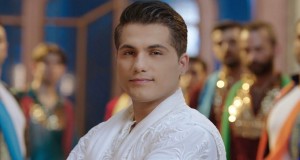 Mikhay Beraghsi Music Video