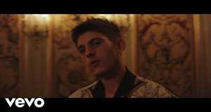 Acqua Calda E Limone Music Video