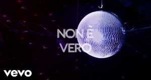 Non È Vero Music Video