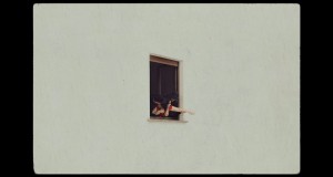 Triste Music Video