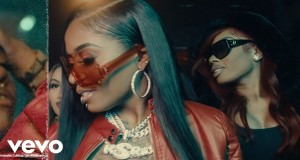 Skin Out Di Red සංගීත වීඩියෝව
