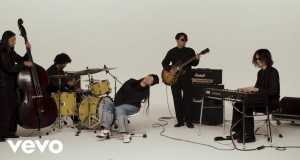 Happy X-Mas (War Is Over) Video musik