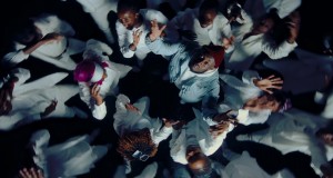 Explain 뮤직 비디오