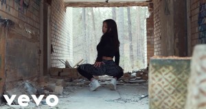 Bad And Boujee /W Butterfly