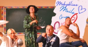 Mokyklinė Meilė Хөгжмийн видео