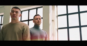 Už Durų Trijų Musikvideo