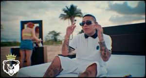 Aun Te Pienso Video musical