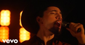 La Mejor Decisión Music Video