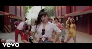 Caderas Blancas Music Video