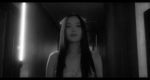 Love Scars Video âm nhạc