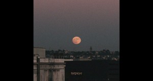 Talking To The Moon Musiqa video