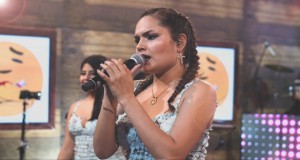 Si Me Ves Llorar Por Ti موزیک ویدیو