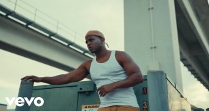Jumping Out The Window Hudobné video