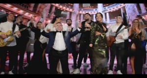 Asa Suntem Noi Tiganii Video musical