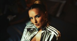 Disturbia Music Video