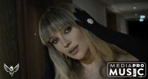 Loc De 2 Music Video