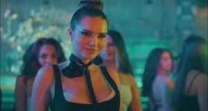 Otro Trago Music Video