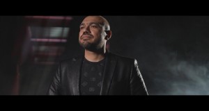 Tine-Ma Doamne In Picioare أغنية مصورة