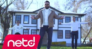 Gari̇p Ne Yapsin Video musik