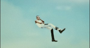 Pull Up & Rew 뮤직 비디오