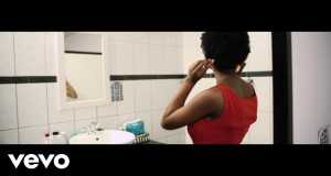 Ntloni Glasbeni video
