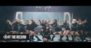 Vampire د موسیقۍ ویډیو
