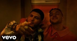 Una Y Mil Veces Music Video