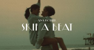Skip A Beat Video musicale
