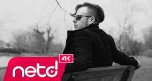Kör Kuyu Glasbeni video